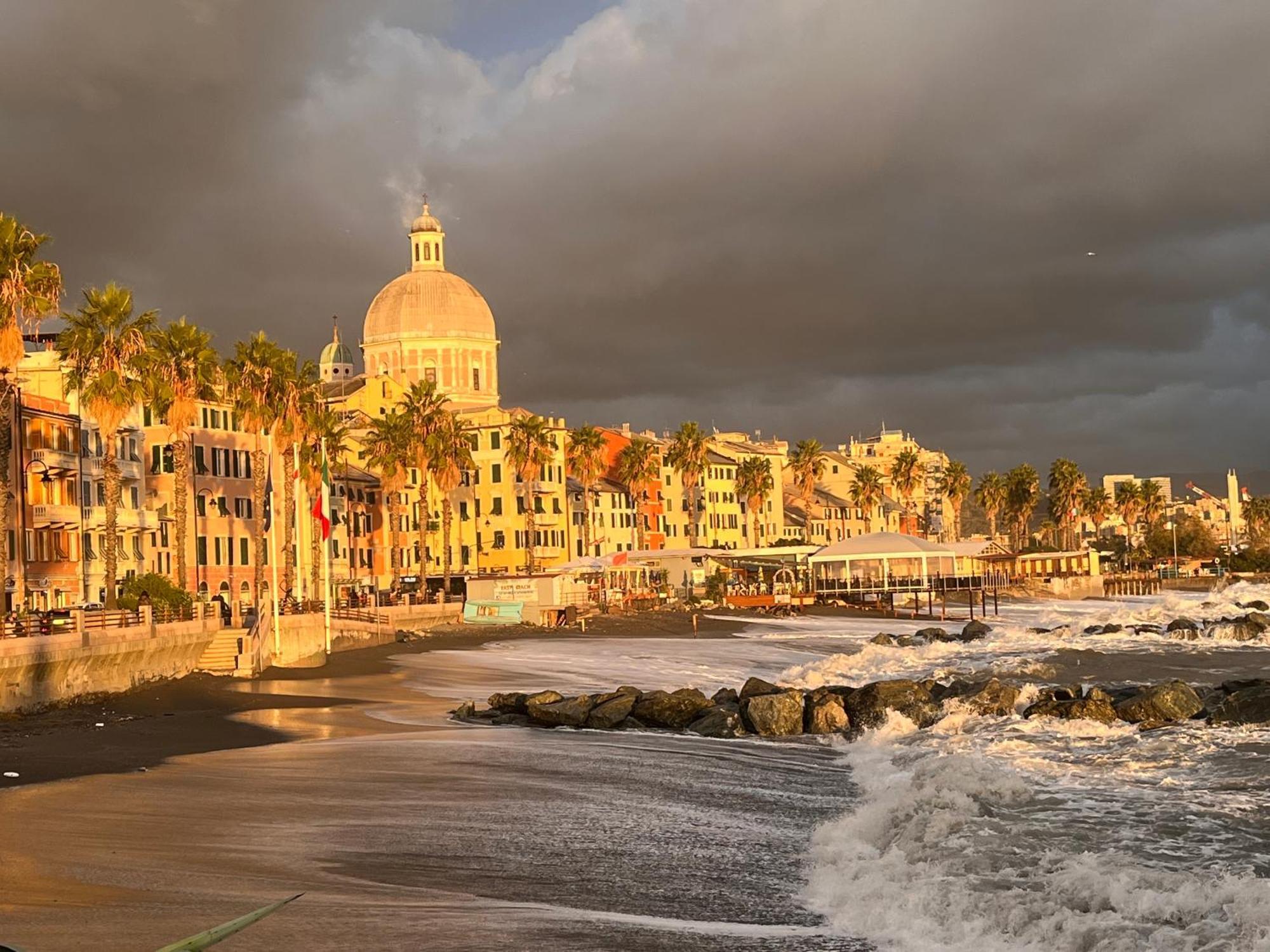 La Casa Di Dory In Primopiano Apartment เจนัว ภายนอก รูปภาพ